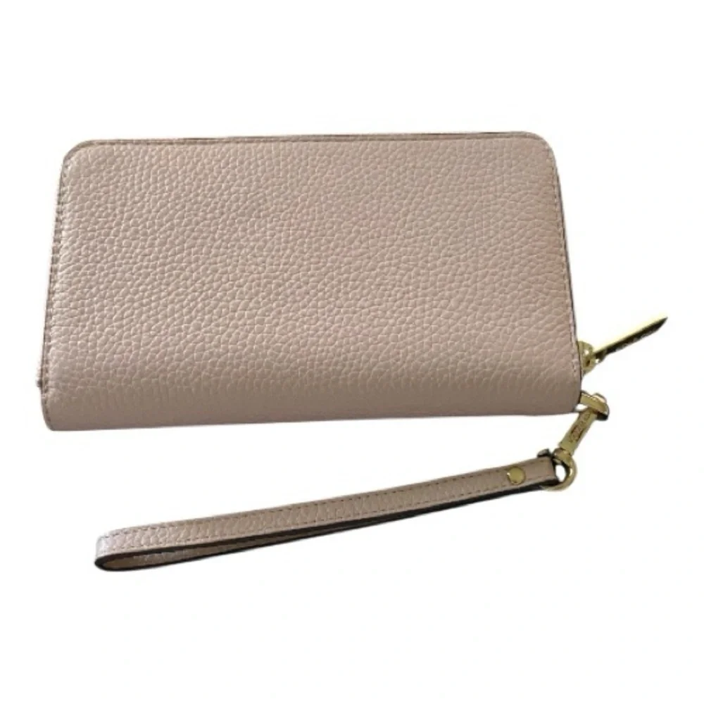 NWT-MICHAEL KORS-JET SET TRAVEL PHONE CASE-WRISTLET
